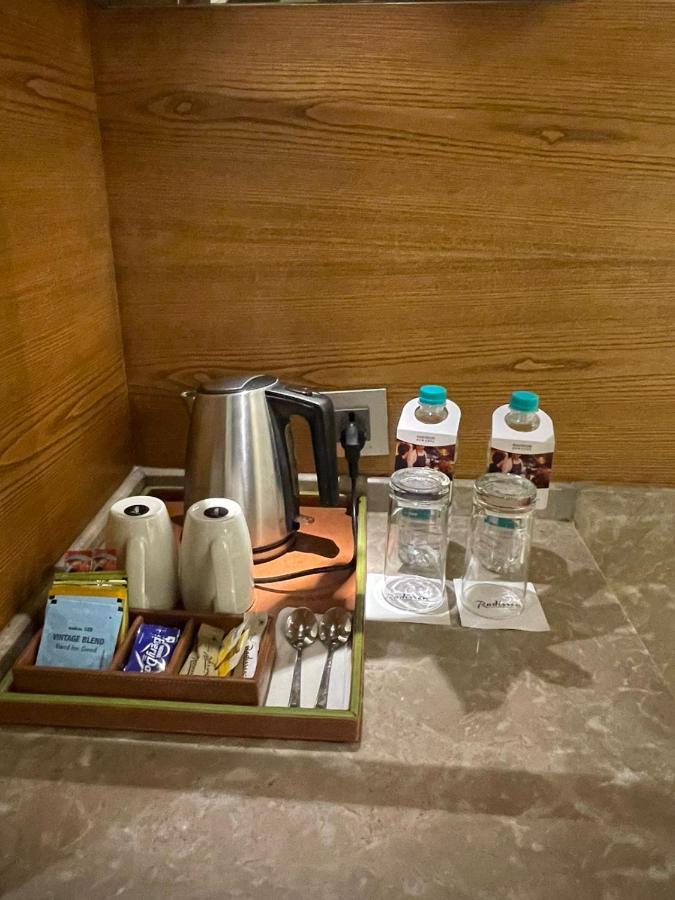 Radisson Gwalior Hotell Exteriör bild